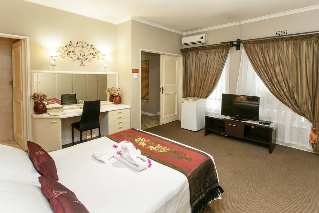 Sun Bell Lodge Bellville Extérieur photo