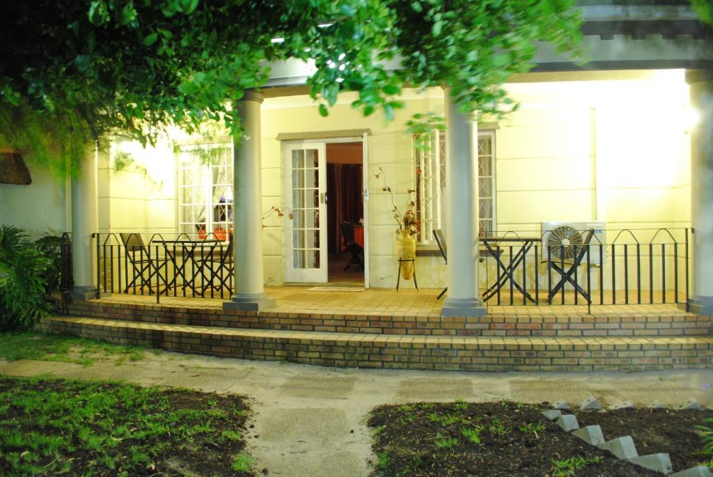 Sun Bell Lodge Bellville Extérieur photo